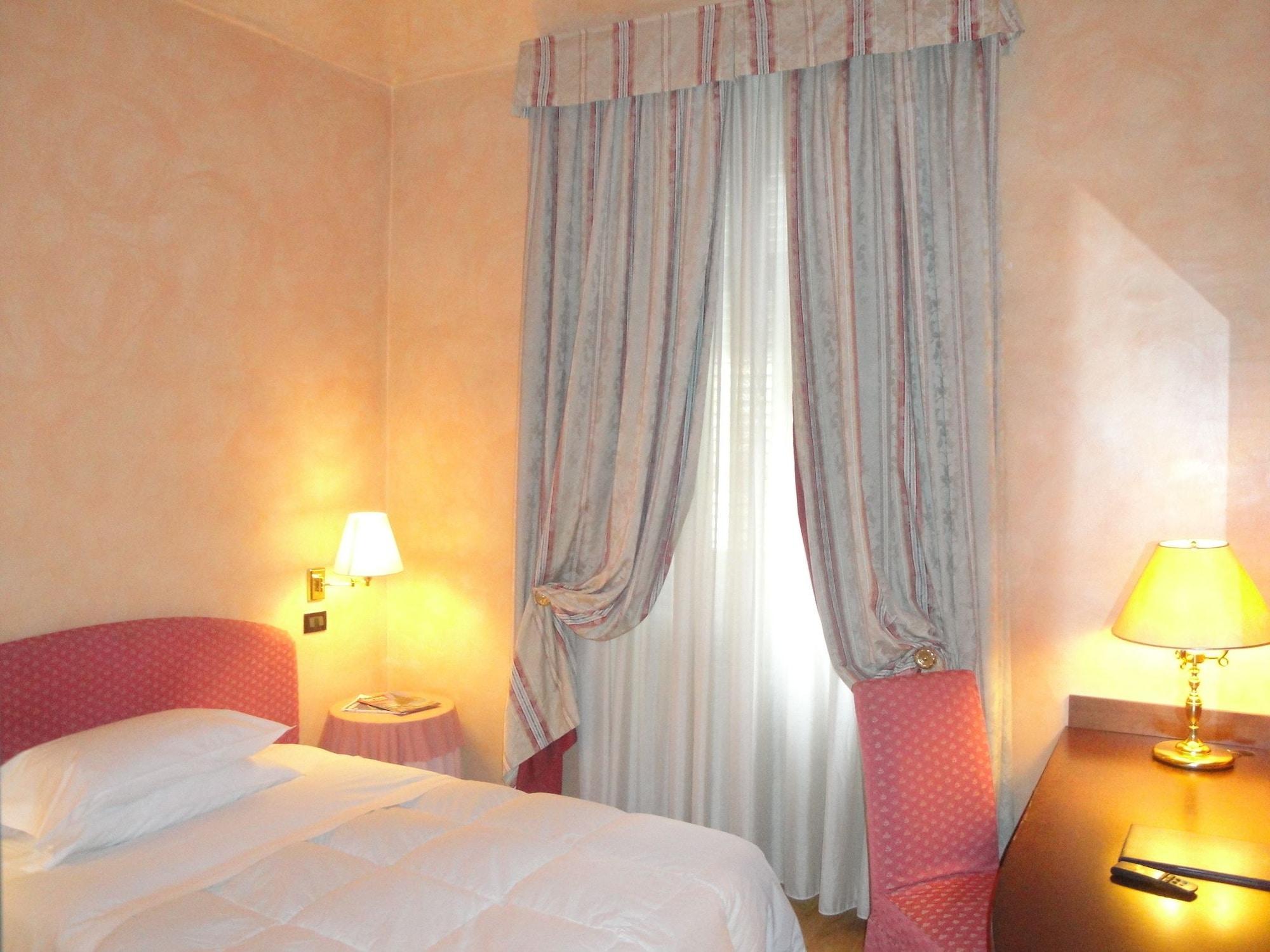 Hotel Due Mondi Turin Luaran gambar
